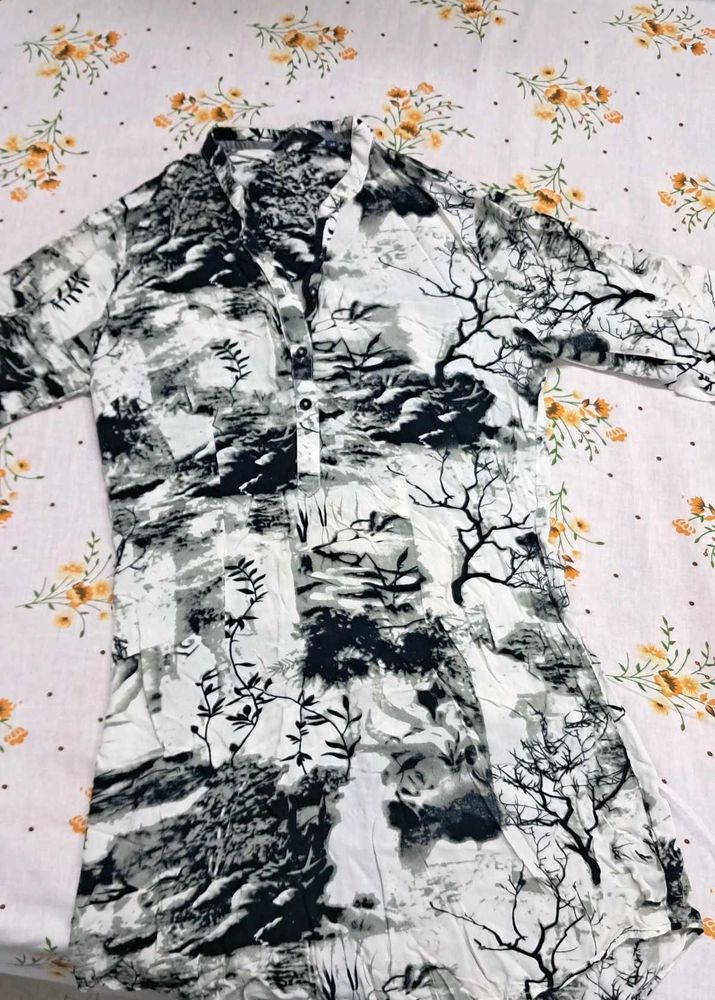 Abstract Print Tunic Top