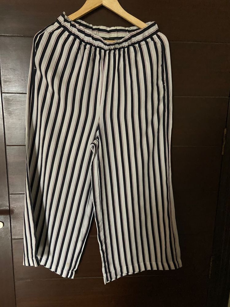 Van heusen striped trouser - Stylish &amp; Comfy (S)