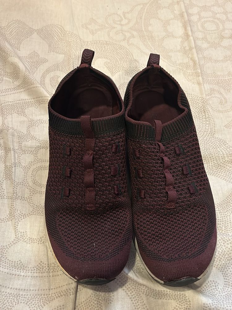 Sketchers Running Shoes