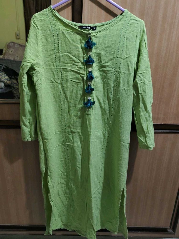 Green Embroidered Kurta