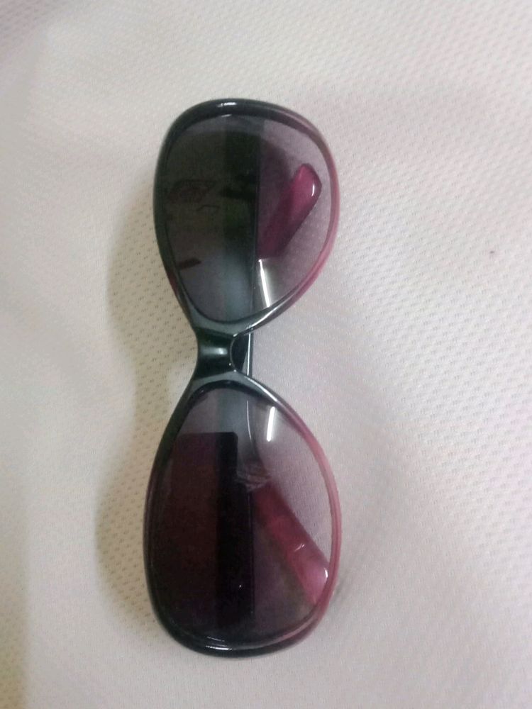 A Pinkish Black Sunglass