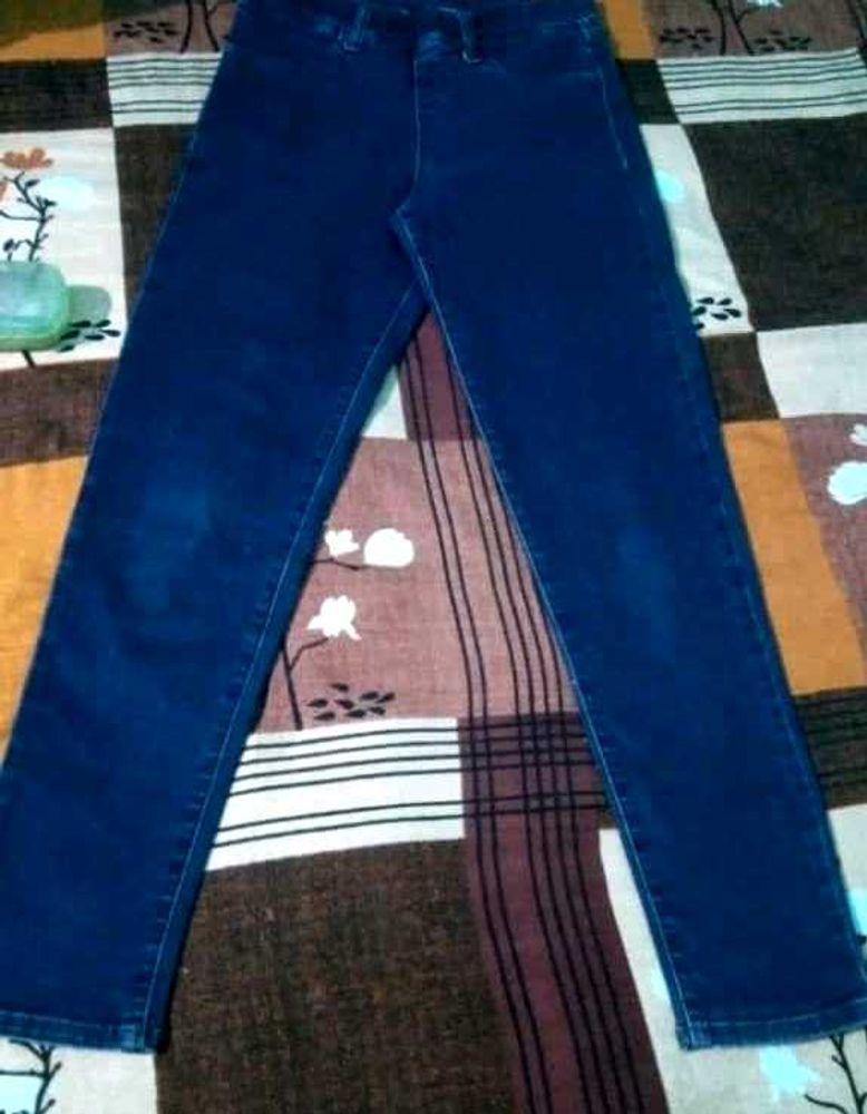 Skinny jeans for women