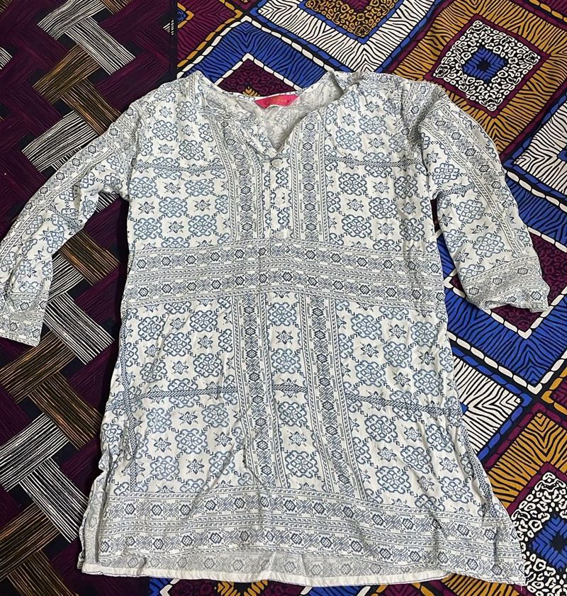 Patterned Top