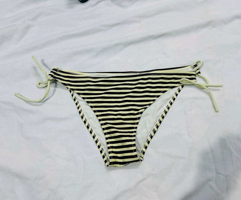 🇳🇿💫💗 Striped Bikini Bottom
