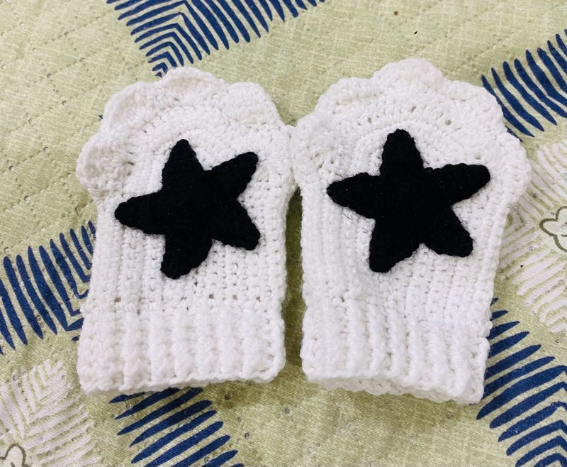 Cute Starry Fingerless Gloves