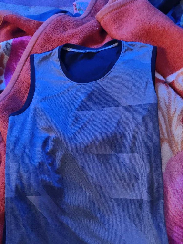 Men&#39;s Sleeveless Athletic Shirt