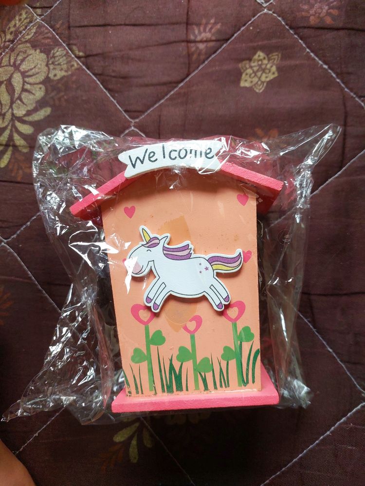 🦄 Wooden Pigi Bank