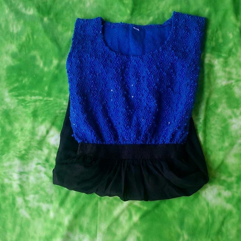 Women Black &amp; Blue Stylish Gown ( Used )