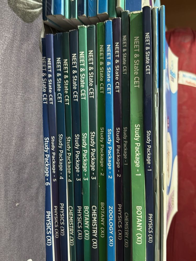 NEET/JEE Aakash Prep Books