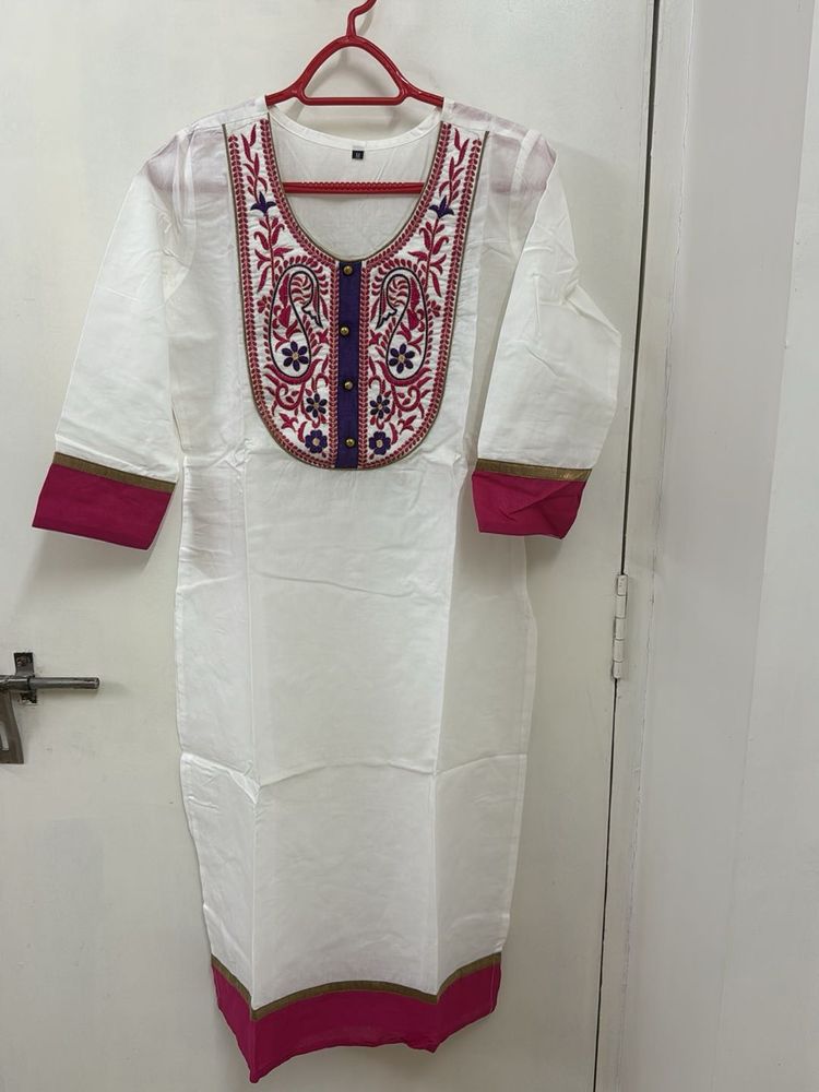 Stylish White Kurti