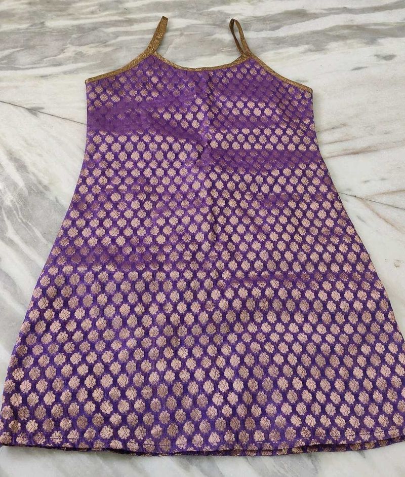 Benarasi Sleeveless Kurta