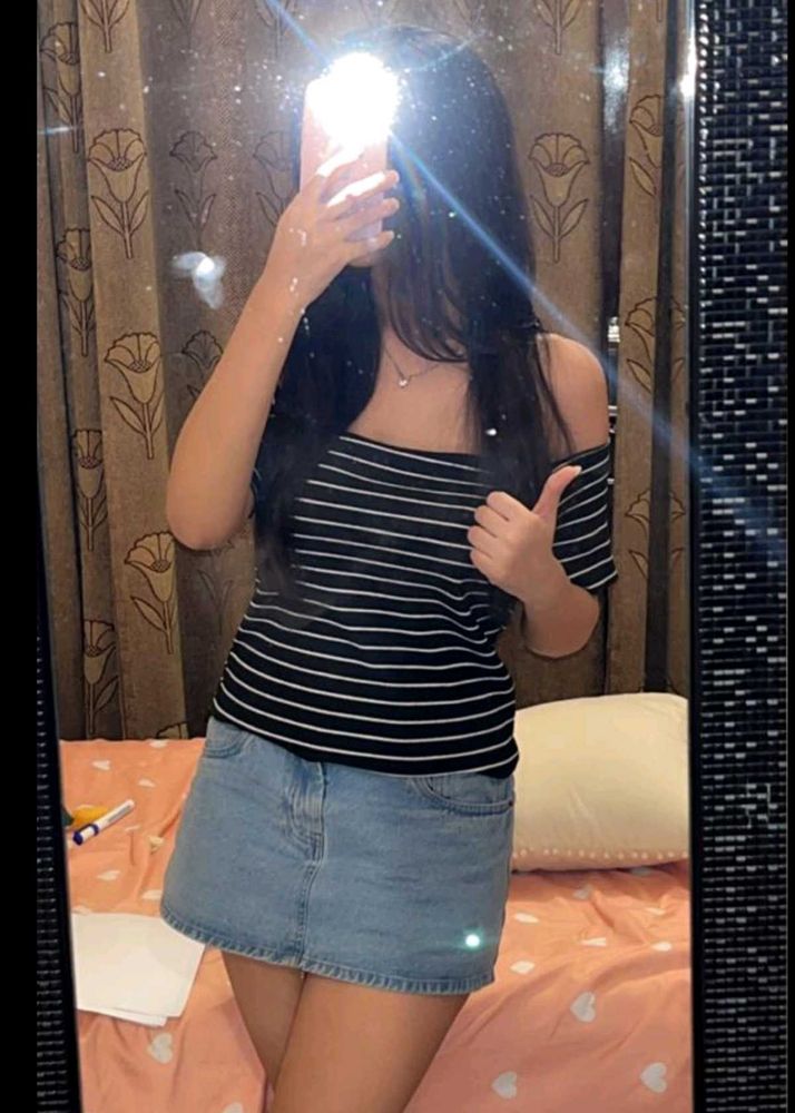 B&amp;W Striped Top