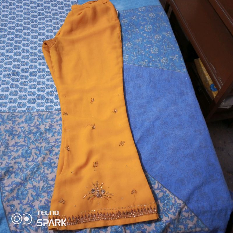 Trouser Like Shape Looking Cool With Kurti