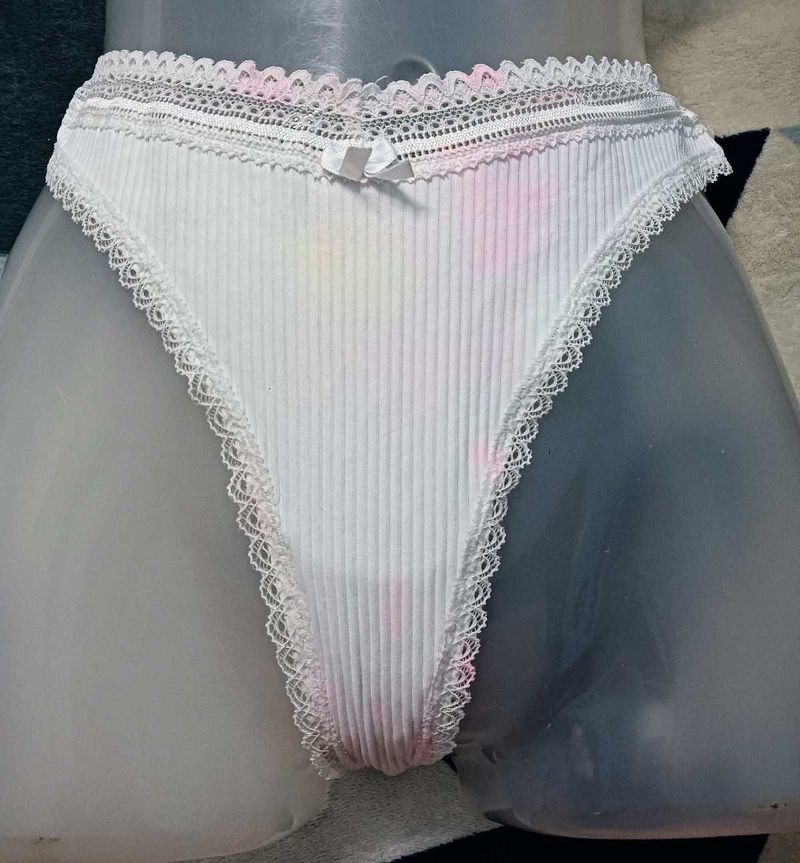 White Ribbed Thong with Lace🔥