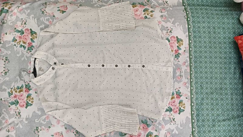 Polka Dot Shirt With Ruffle Sleeves