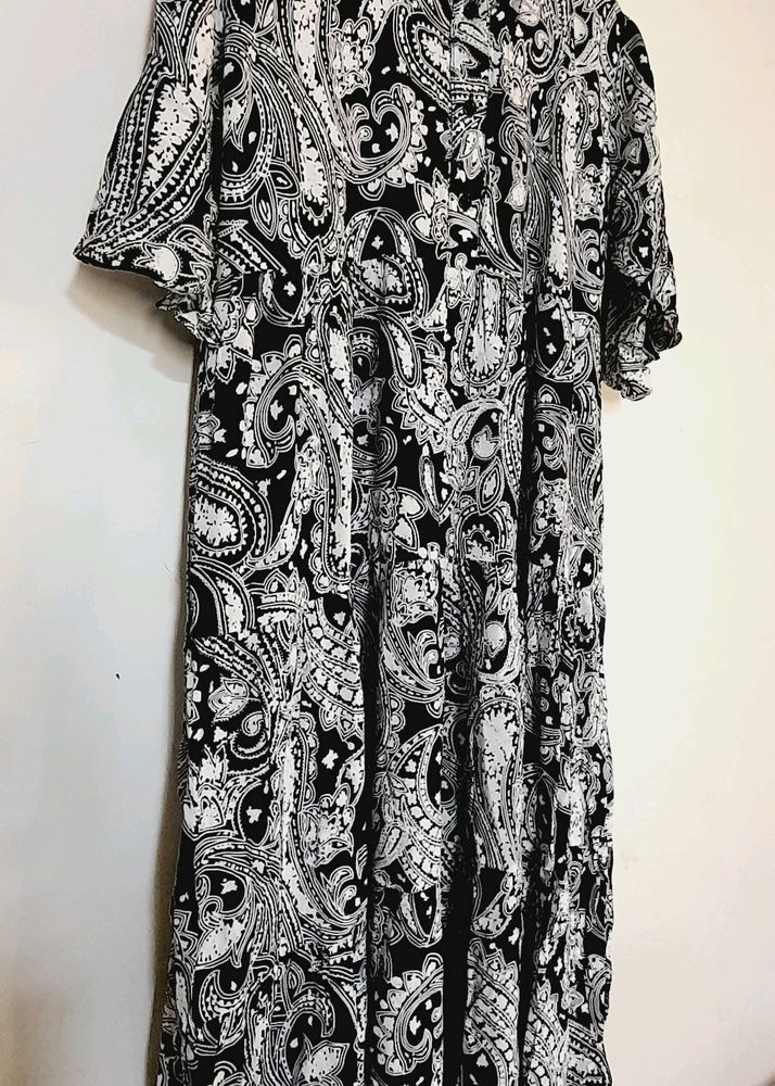 Very Beautiful Black And White Combination Dress