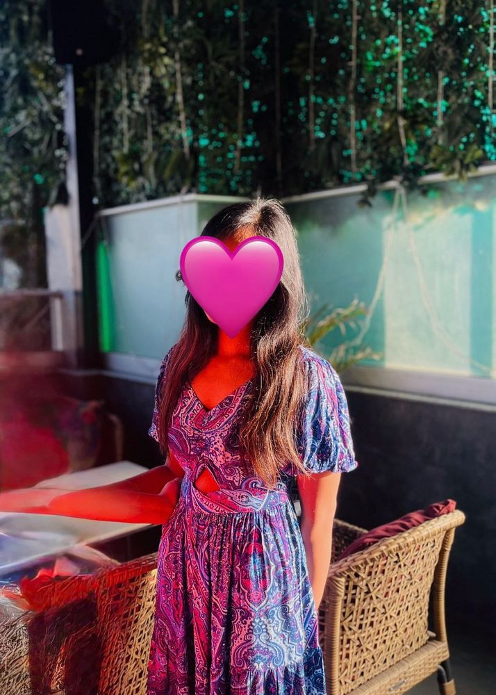 BLUE dress