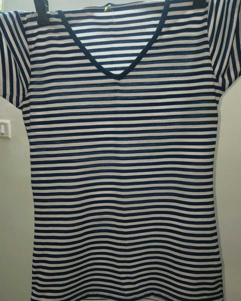 Top | Regular Use | Blue &amp; White Stripped