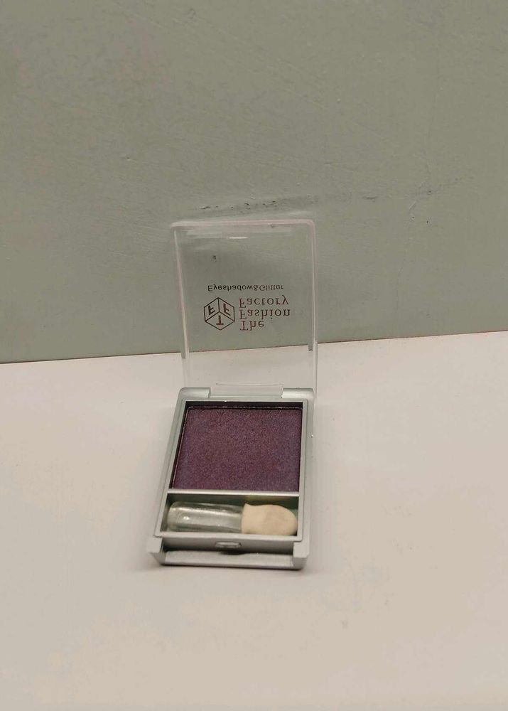 Purple Eyeshadow Single