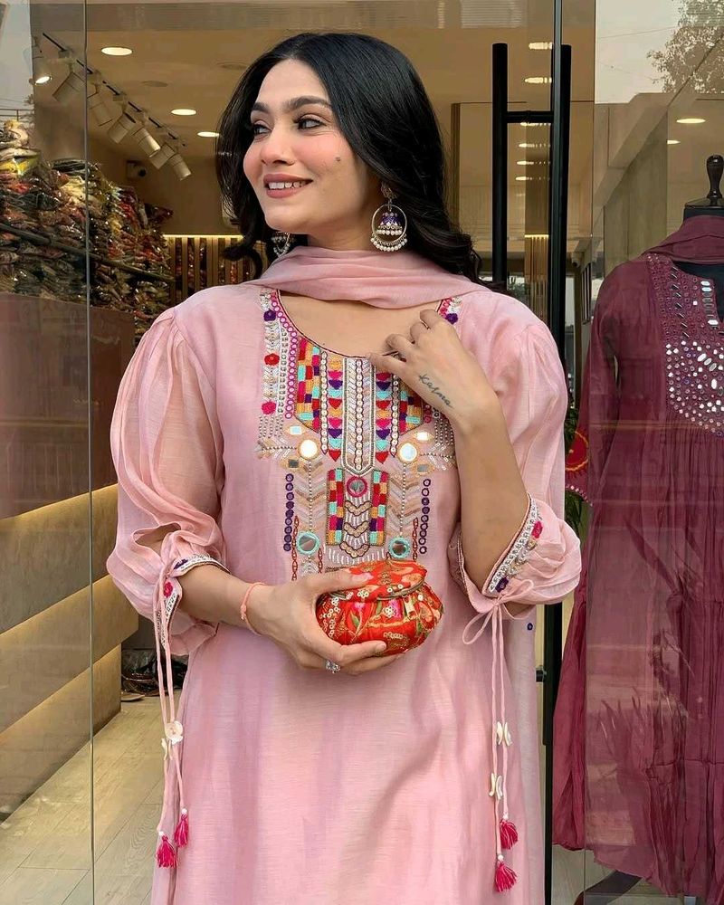 Pink Beautiful Chanderi Suit