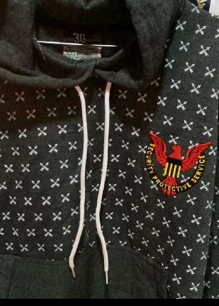 Non Use Graphic Print Hoodie