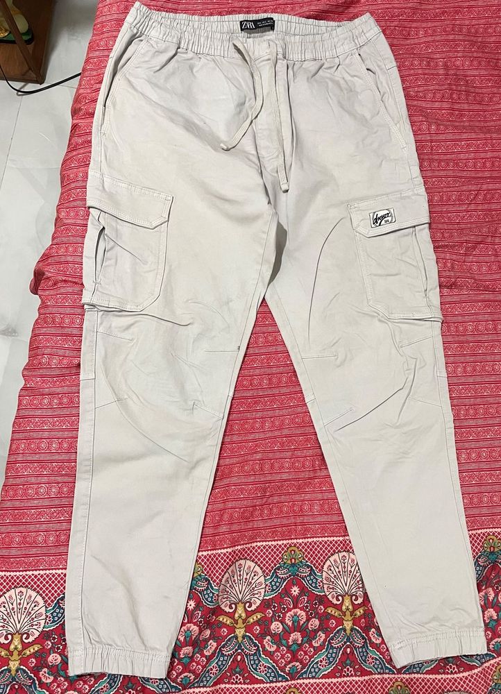 ZARA Men’s Cargo Jogger – Light Beige 32 waist