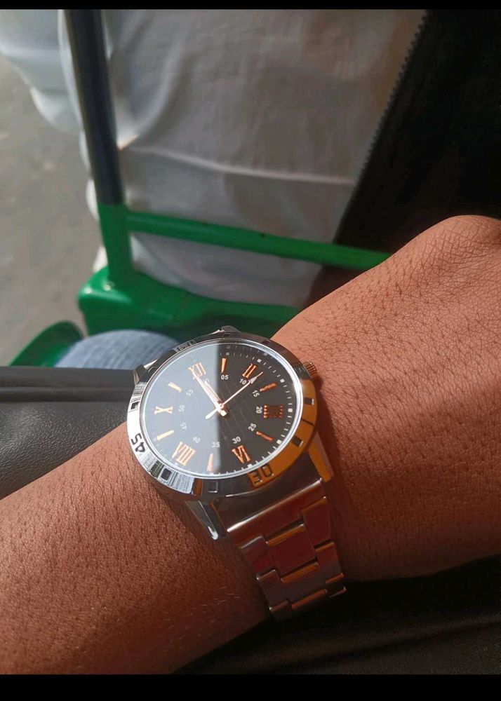 Stylish Men's Wrist Watch