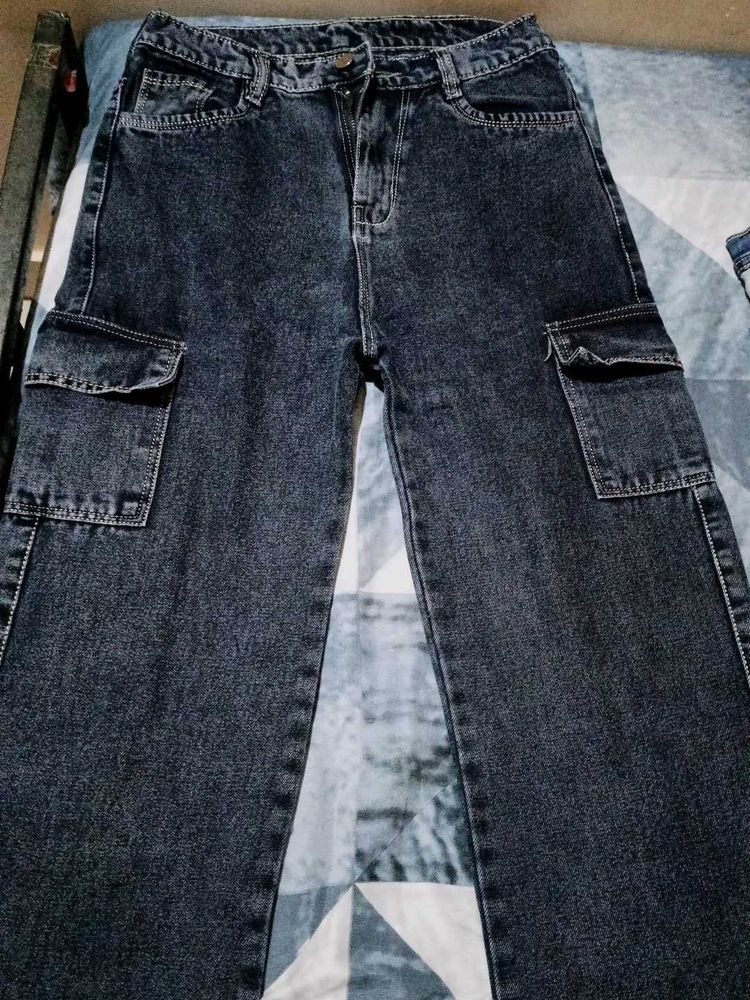 Cargo Jean