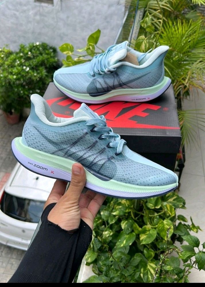 Nike zoom X