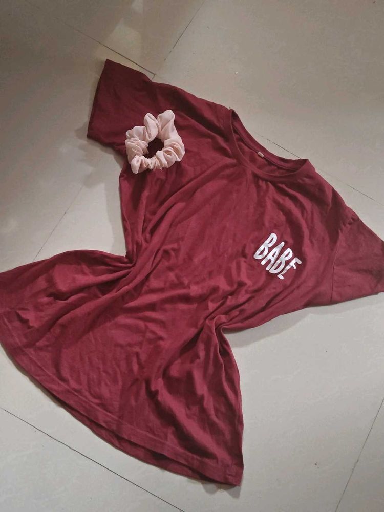 Cute &#39;Babe&#39; Tee with scrunchie