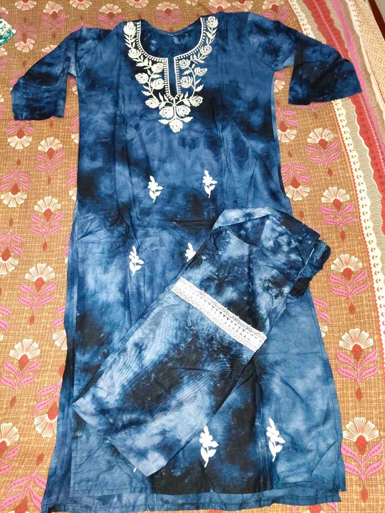 Blue Embroidered Kurti Set