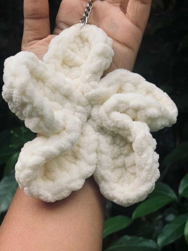 Handmade Fluffy Flower Keychain