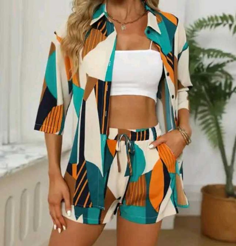 Abstract Print Shirt &amp; Shorts Set
