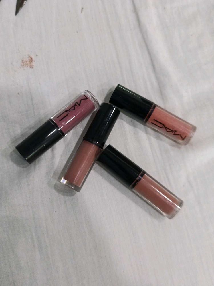 4 Lipstick Combo