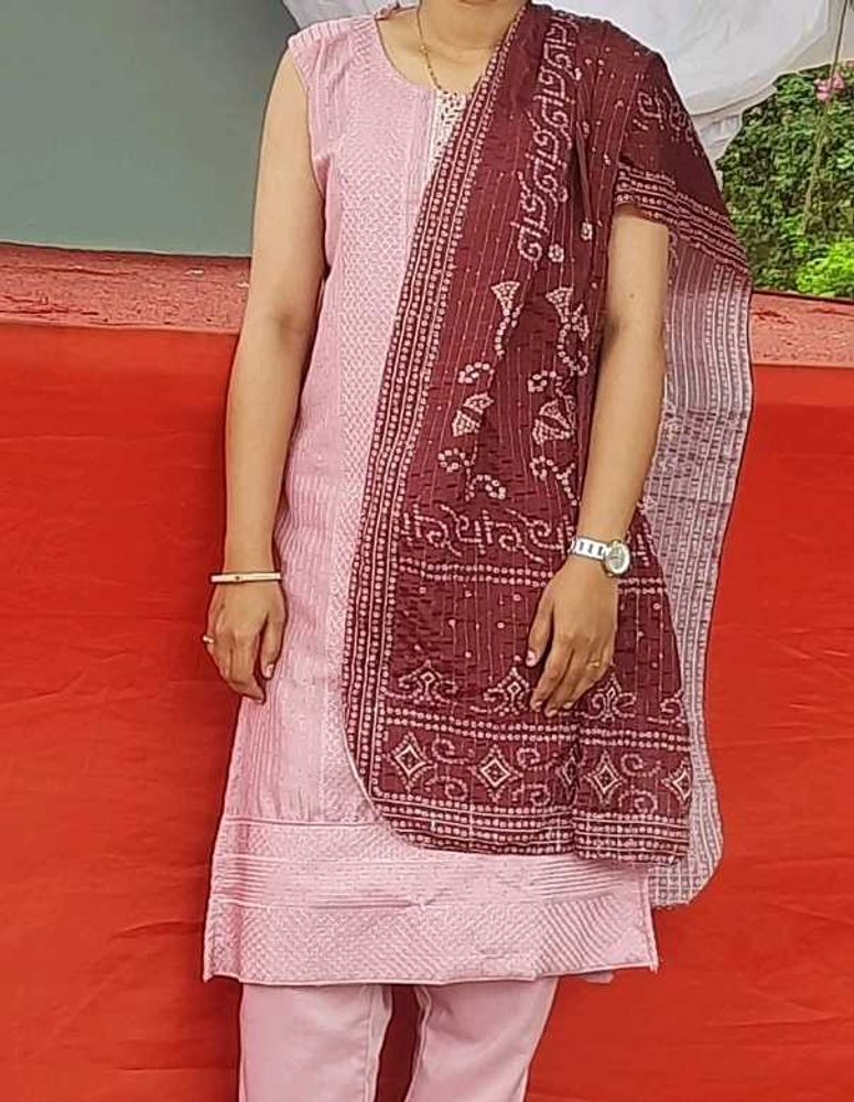 Womens Onion Colour Kurta Set
