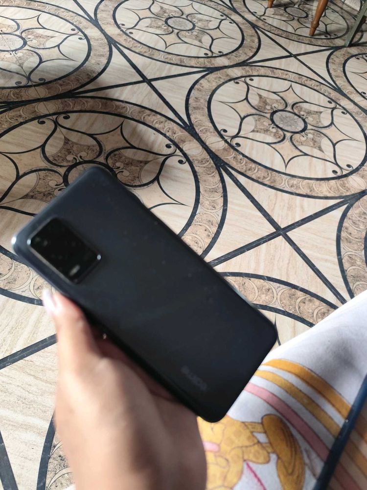 Realme Cell Phone