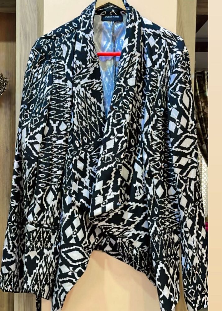 Black And White Printed Blazer
