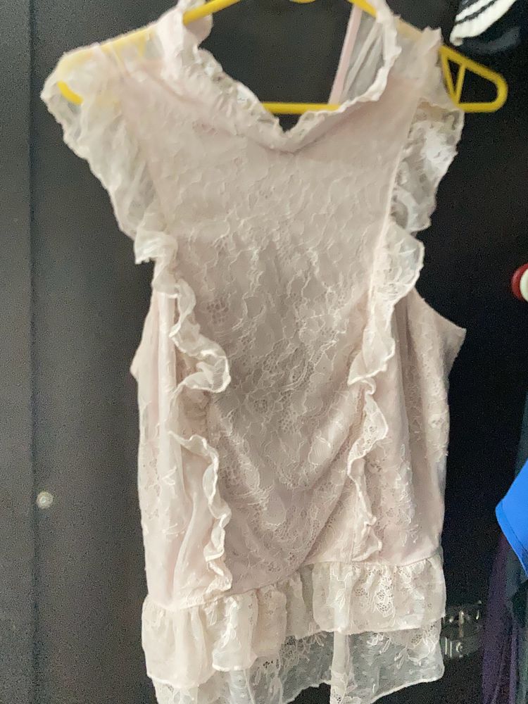 Lacy pink top