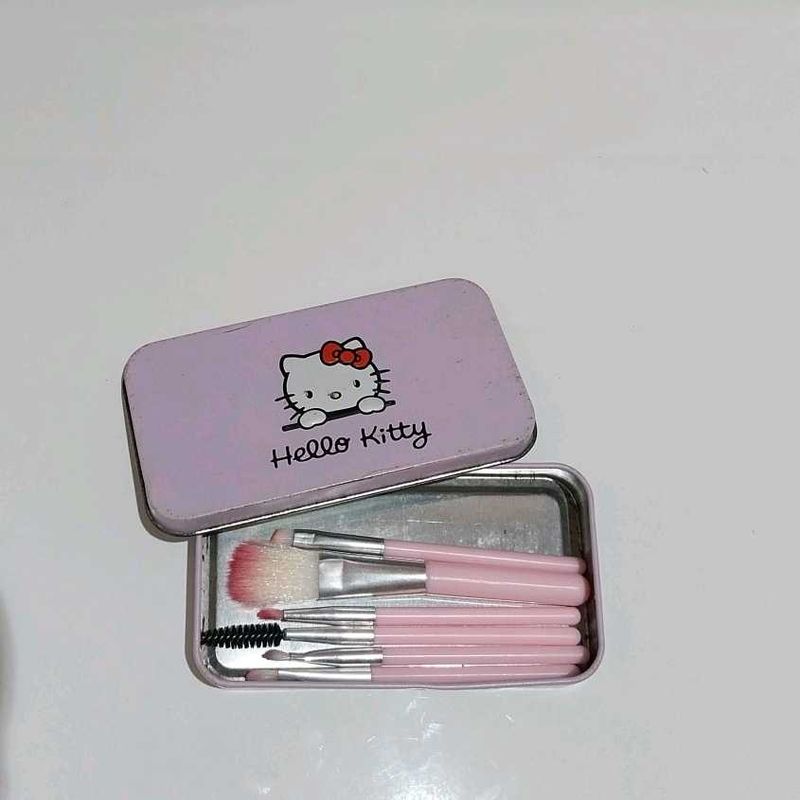 Hello Kitty Mini Makeup Brush Set with Tin Case