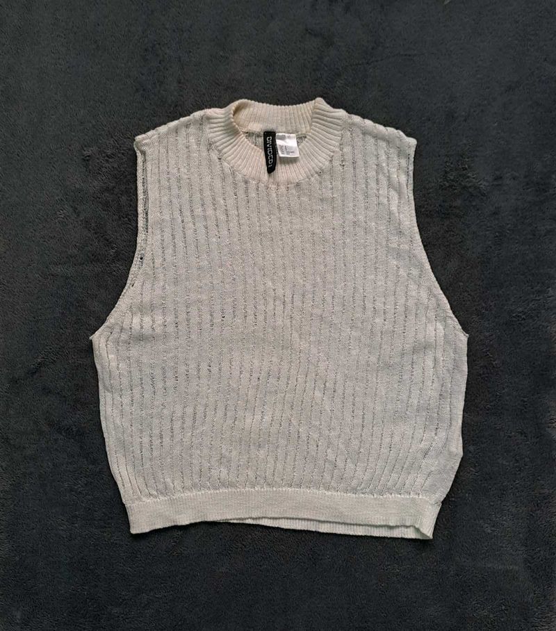 H&amp;M Half Sleeve Vest