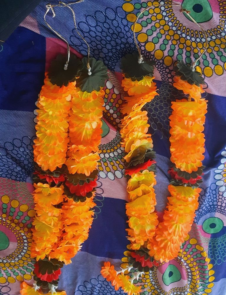 Set of Malaa