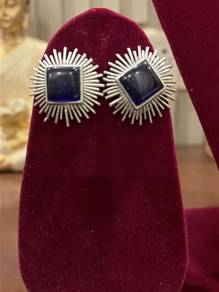 Elegant Silver &amp; Navy Stud Earrings