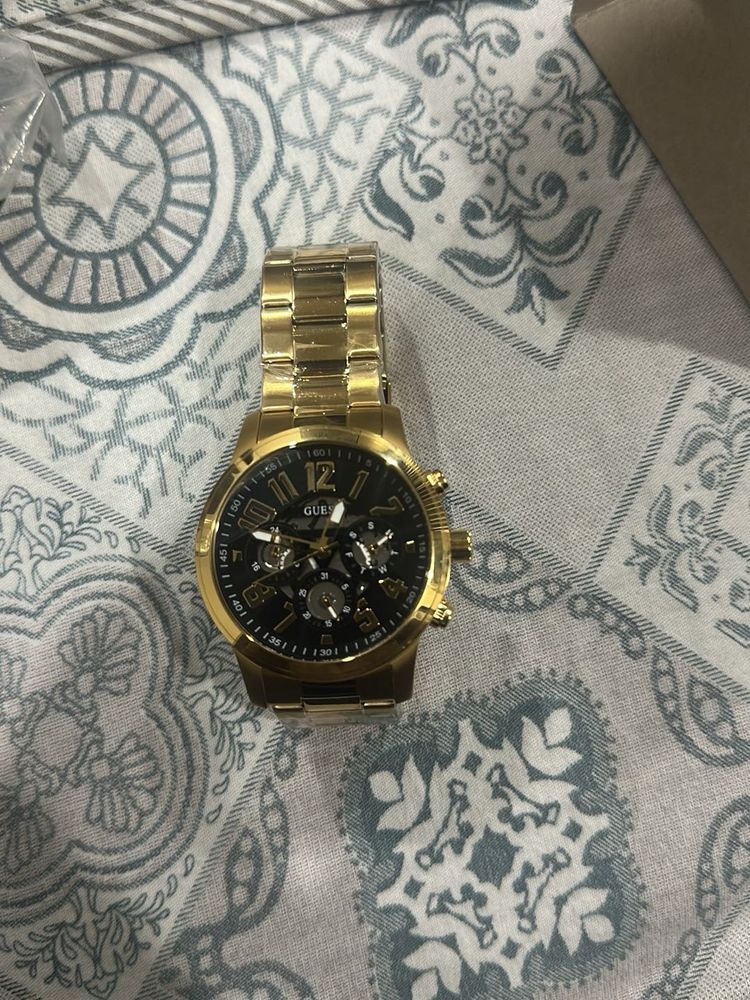 Guess Man’s Watch From USA