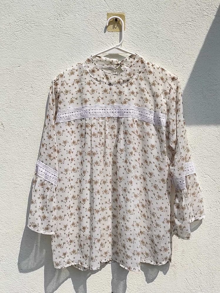 Floral Lace Trim Top
