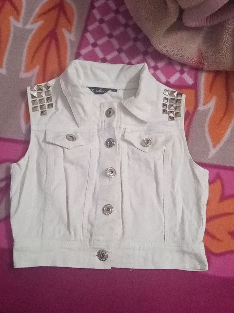 Size Issue Girls And Boys Both Are Wearing