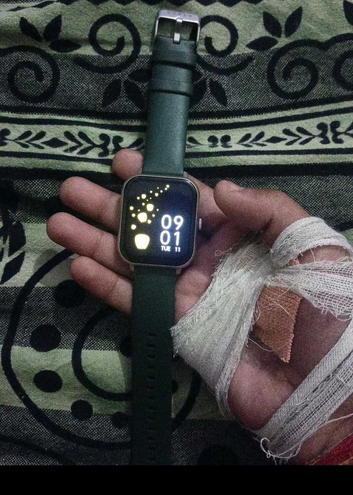 Smartwatch New Condition Argent Sale