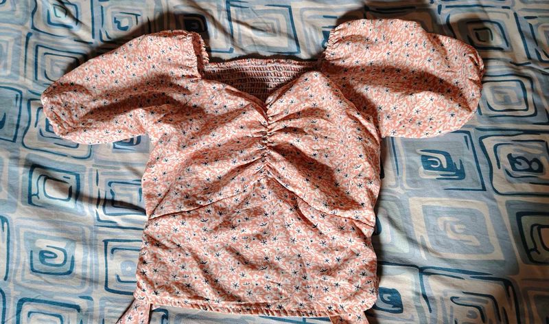 Floral Print Puff Sleeve Top