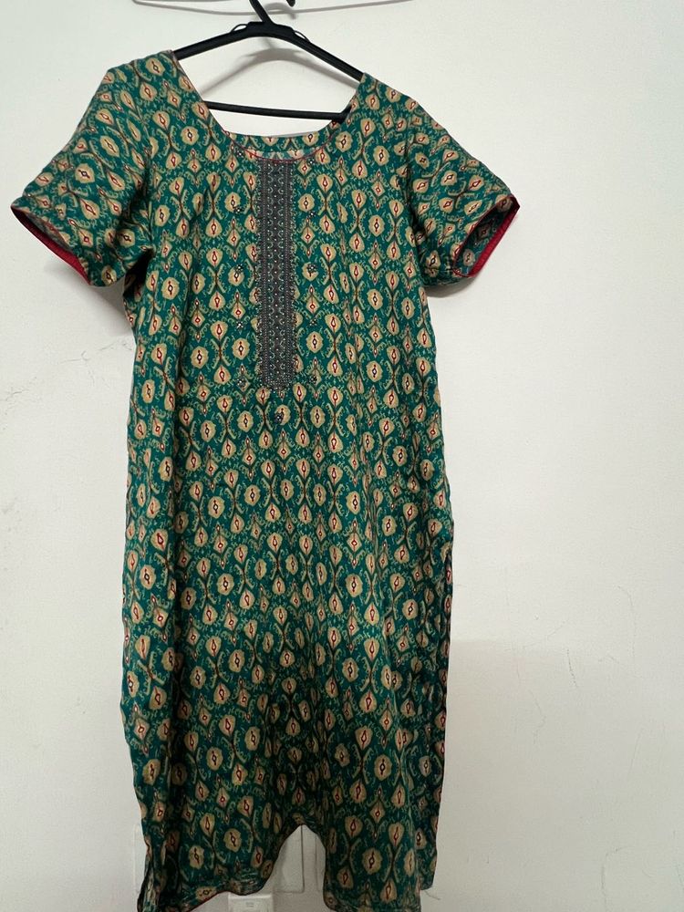 Beautiful Green Suit Pant Dupatta Set