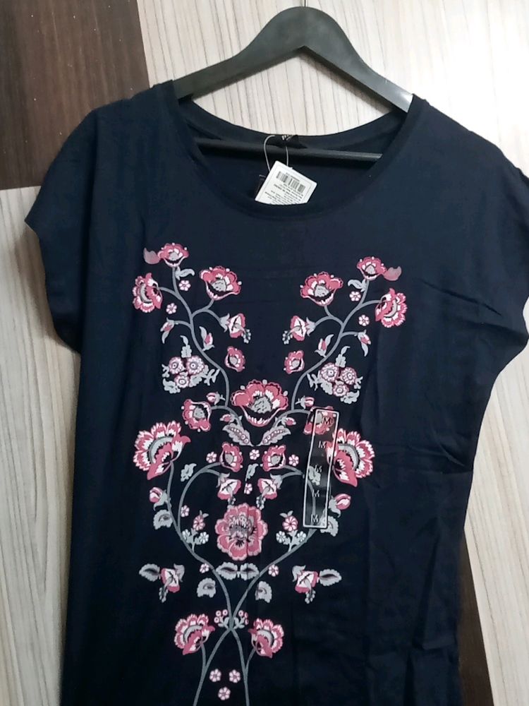 Navy Blue M Size T Shirts