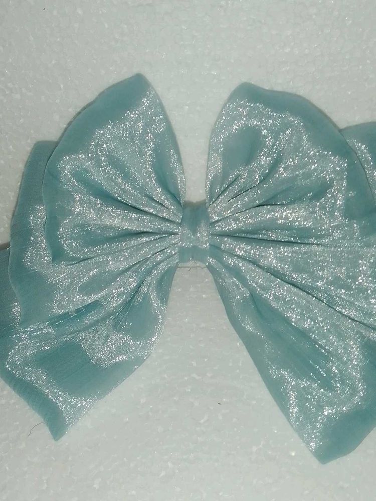 Hand Made Scrunchies 🎀
